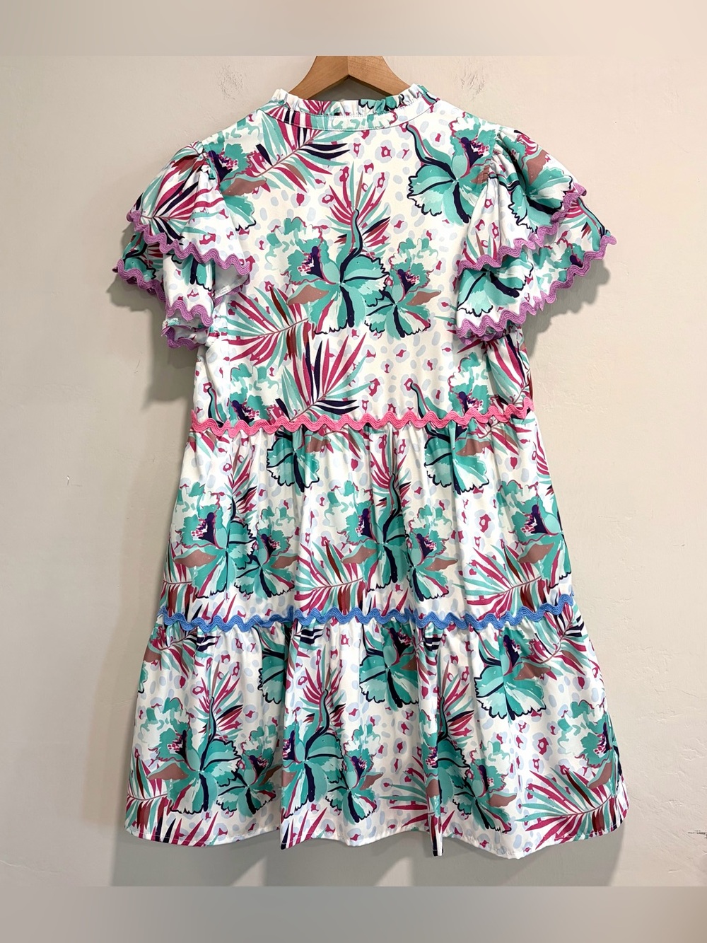 Entro Ruffle Short Sleeve Floral Ric Rac Trim Dress - Picture 10 of 12
